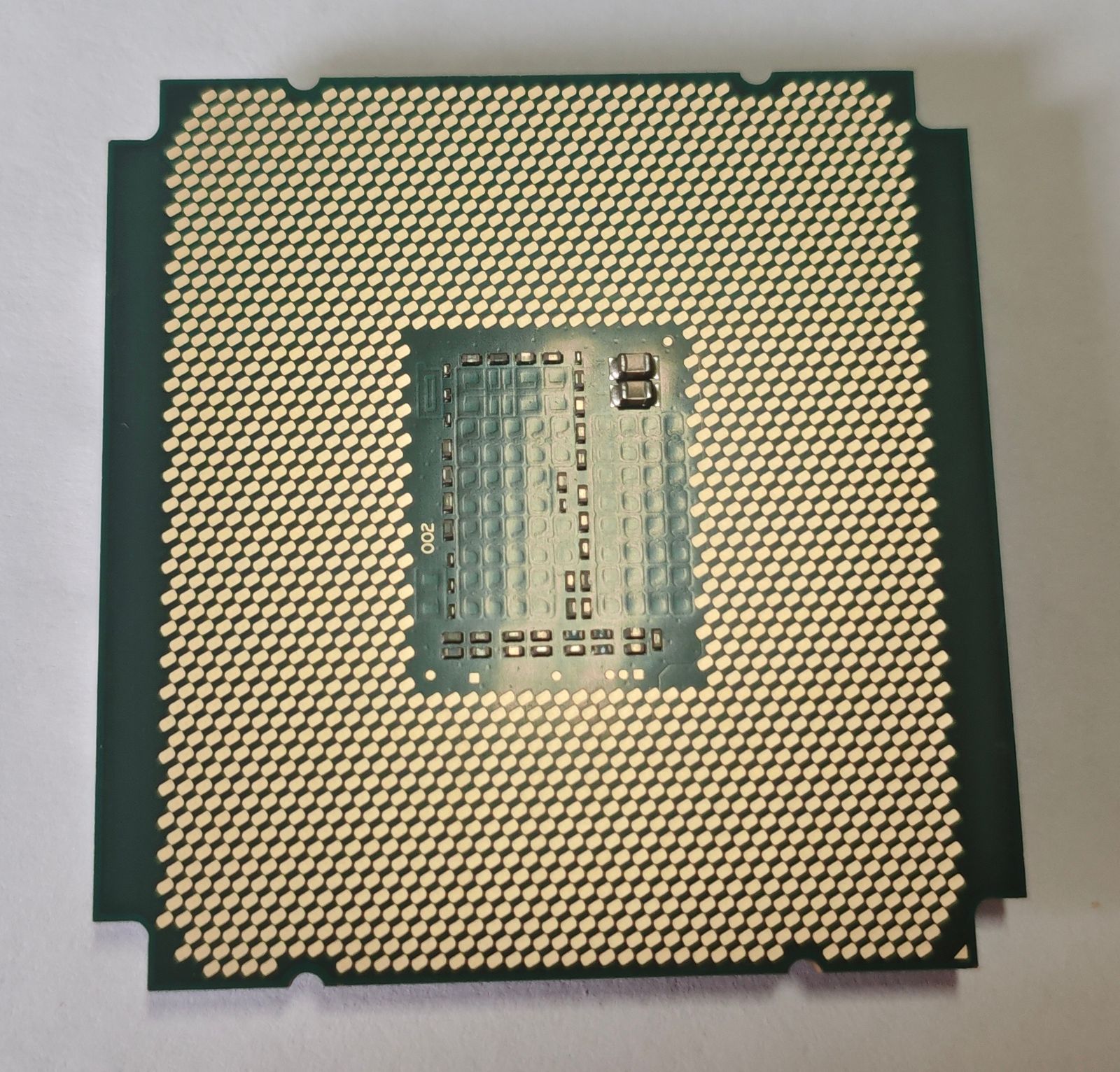 Intel Xeon E5-2699 V3 2